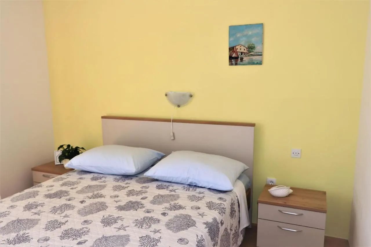 Family Rooms Moela Umag Gasthuis